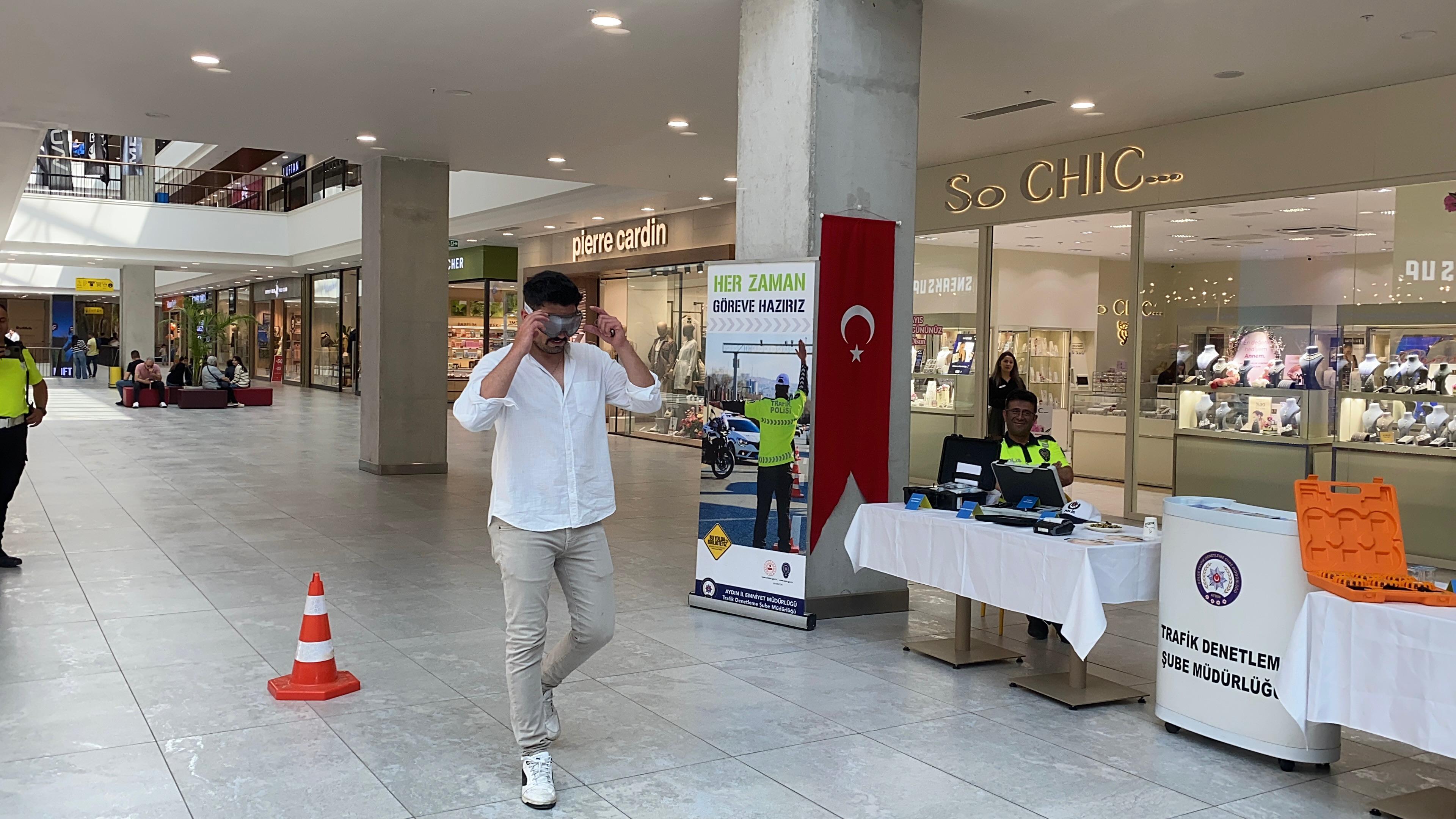 Aydın’da alkol gözlüğü ile sürüş deneyimi yaşatıldı