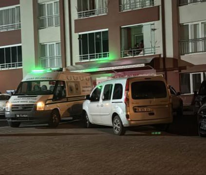 İki kardeş boğazları kesilmiş halde ölü bulundu! Eve gelen anneleri sinir krizi geçirdi