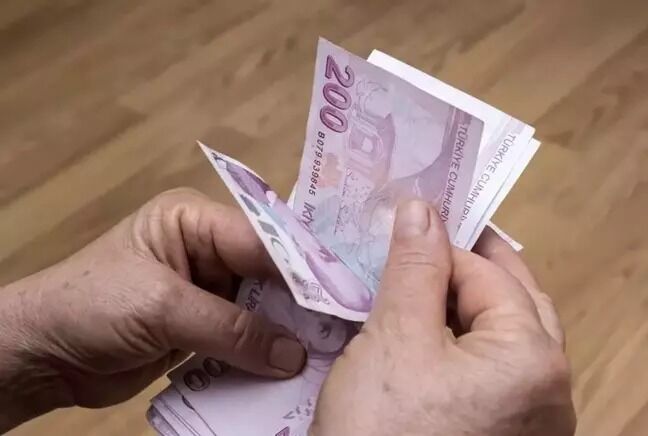 Bakandan asgari ücrete ara zam açıklaması! Milyonların merak ettiği soruyu yanıtladı