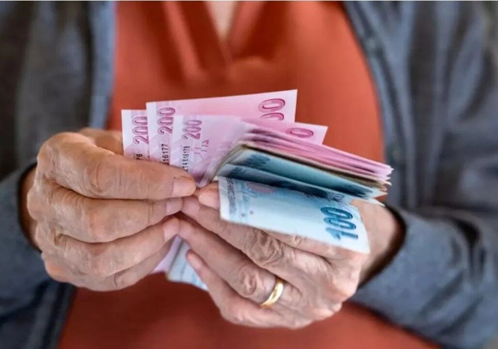 Emeklilere bayram ikramiyesinin ne zaman ödeneceği netleşti! O tarihte hesaplara yatırılacak