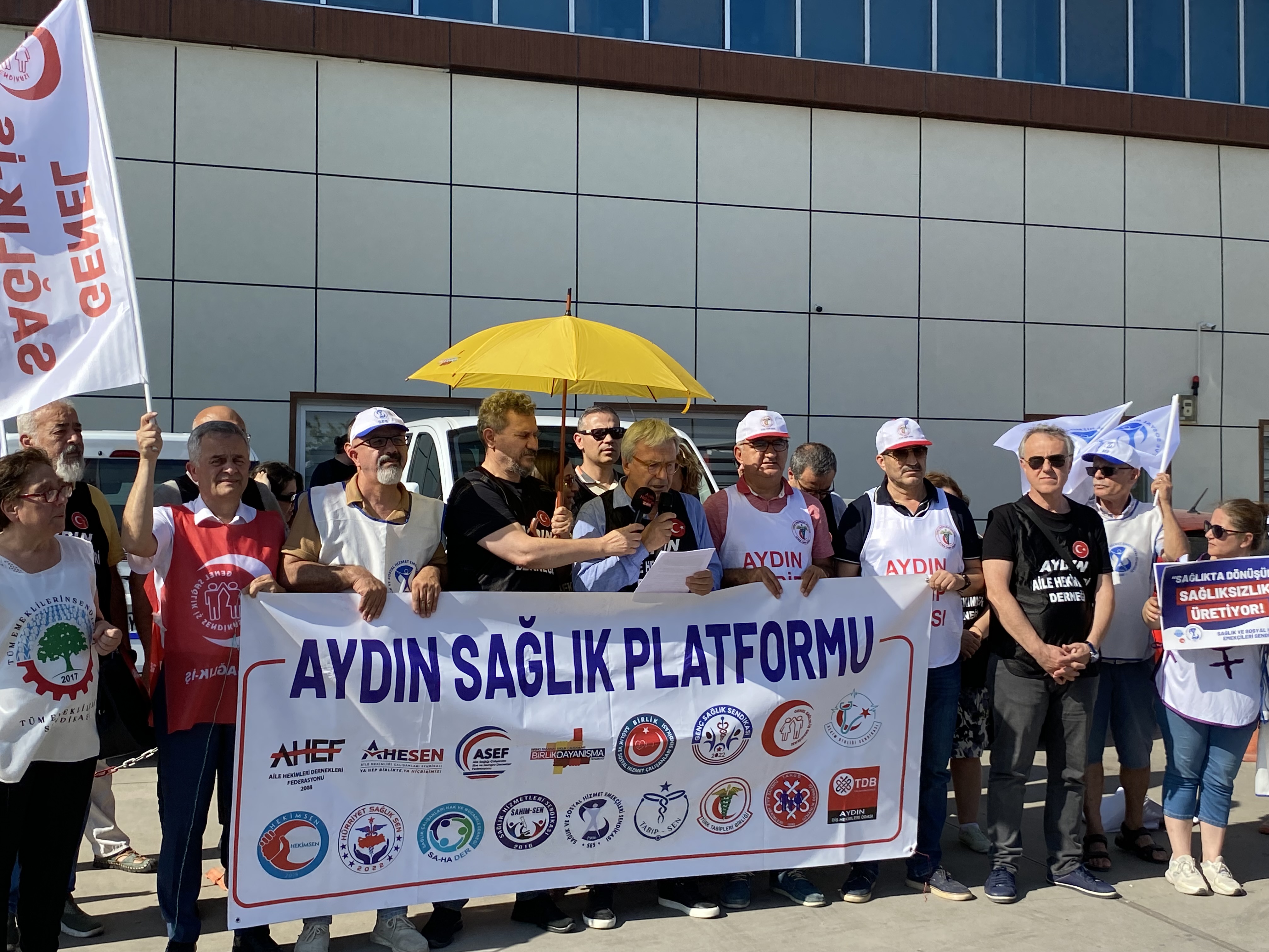 Aydinda Aile Hekimleri Saglik Bakanligina Seslendi Bu Eziyet Yonetmeligini Geri Cekin 576640 Adc1D03F812E8518Fc5Ce3A58812333D