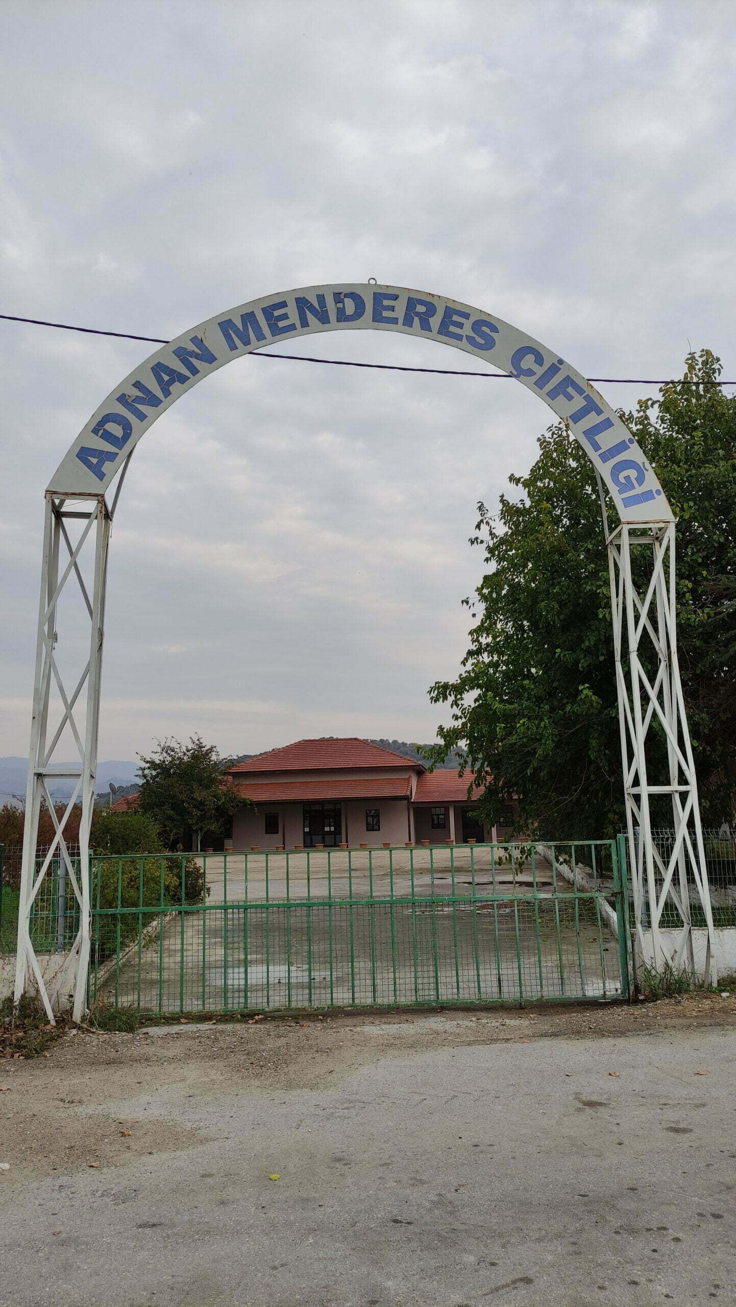 Aydın Tekstil'in ilk çalışanı Menderes'in anısını yaşatıyor