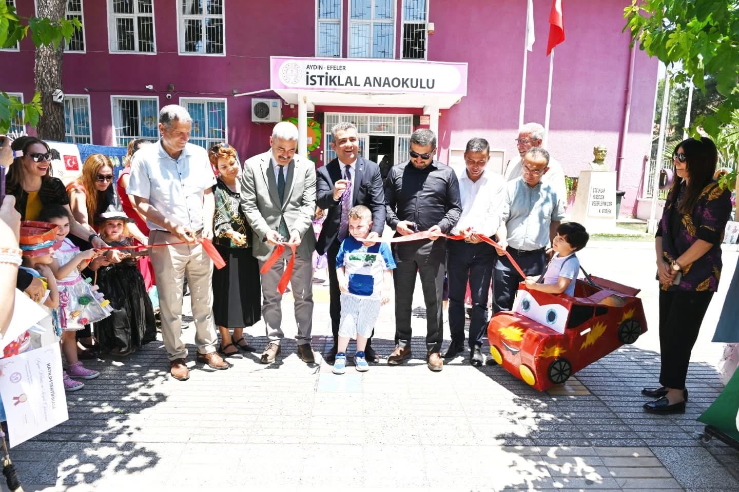 Aydinli Minikler Defilede Yurudu Sifir Atik Etkinligi Begeni Topladi 573296 6F1238008Bd66D7338Fb5A57A281Bada