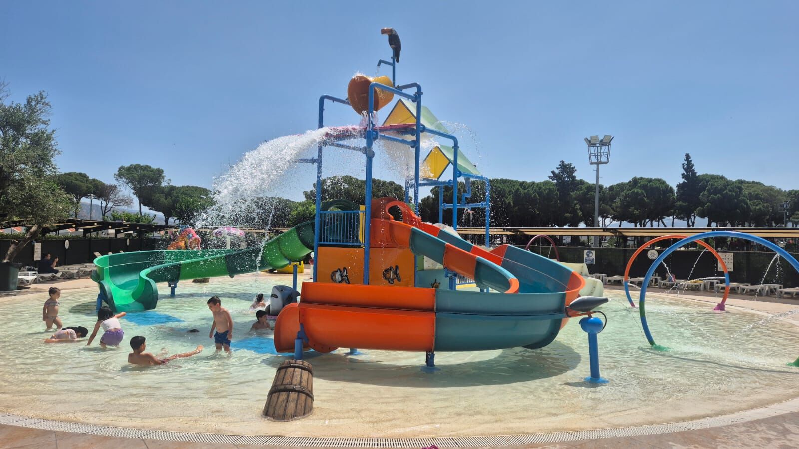 Baskan Cercioglundan Cocuklara Yaz Tatili Hediyesi Eglencenin Adresi Tekstil Park Aquapark 576310 B69Fcf8A79D900C62Efa79D5259F62B0