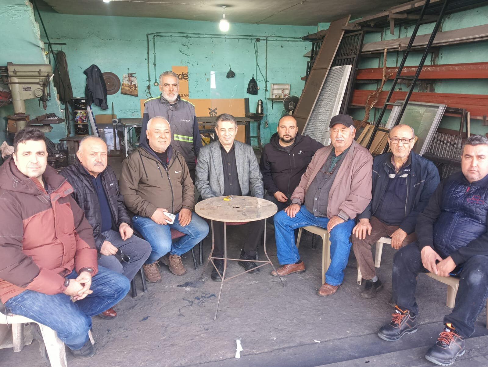 Başkan Künkcü her an esnafın yanında