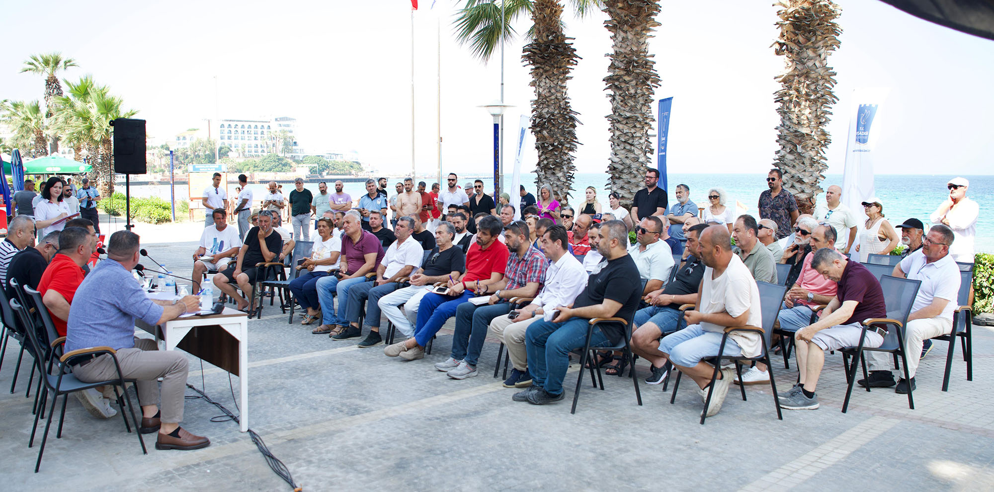 Baskan Omer Gunel Kadinlar Denizi Esnafinin Bircok Sorununu Cozduk 574938 7F04E9D2Edb63032911Ce37B7087Ba74