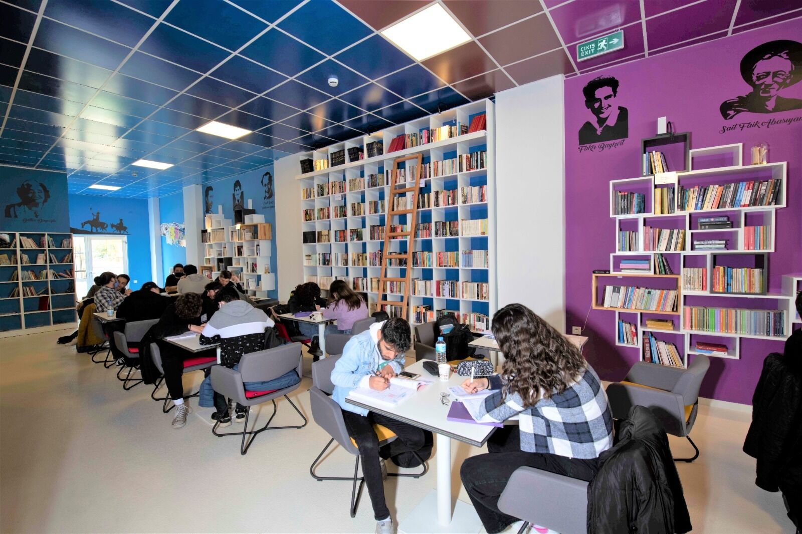 Başkan Yetişkin sosyal projeleriyle takdir topluyor