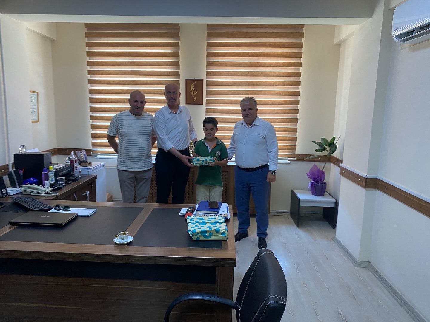 Kocarlida Il 2 Si Ogrencilere Hediyeleri Takdim Edildi 575232 8E6Ac4D3A47Ad5832709Dc36Fb7A7Bd6