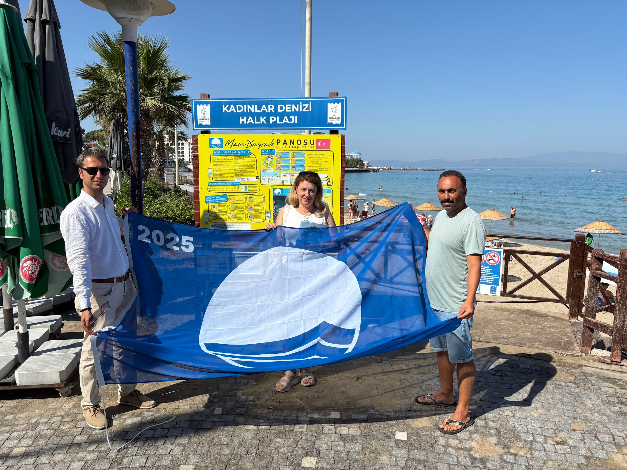 Kusadasi Plajlari 25 Mavi Bayrak Ile Taclandi 579154 7F95144650A86035A11De57Cb7111C21