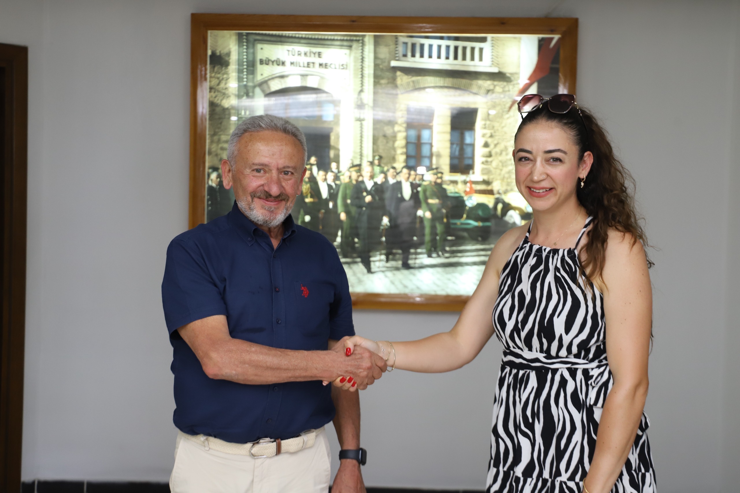 Nazilli Belediyesi personeline indirimli dil eğitimi fırsatı