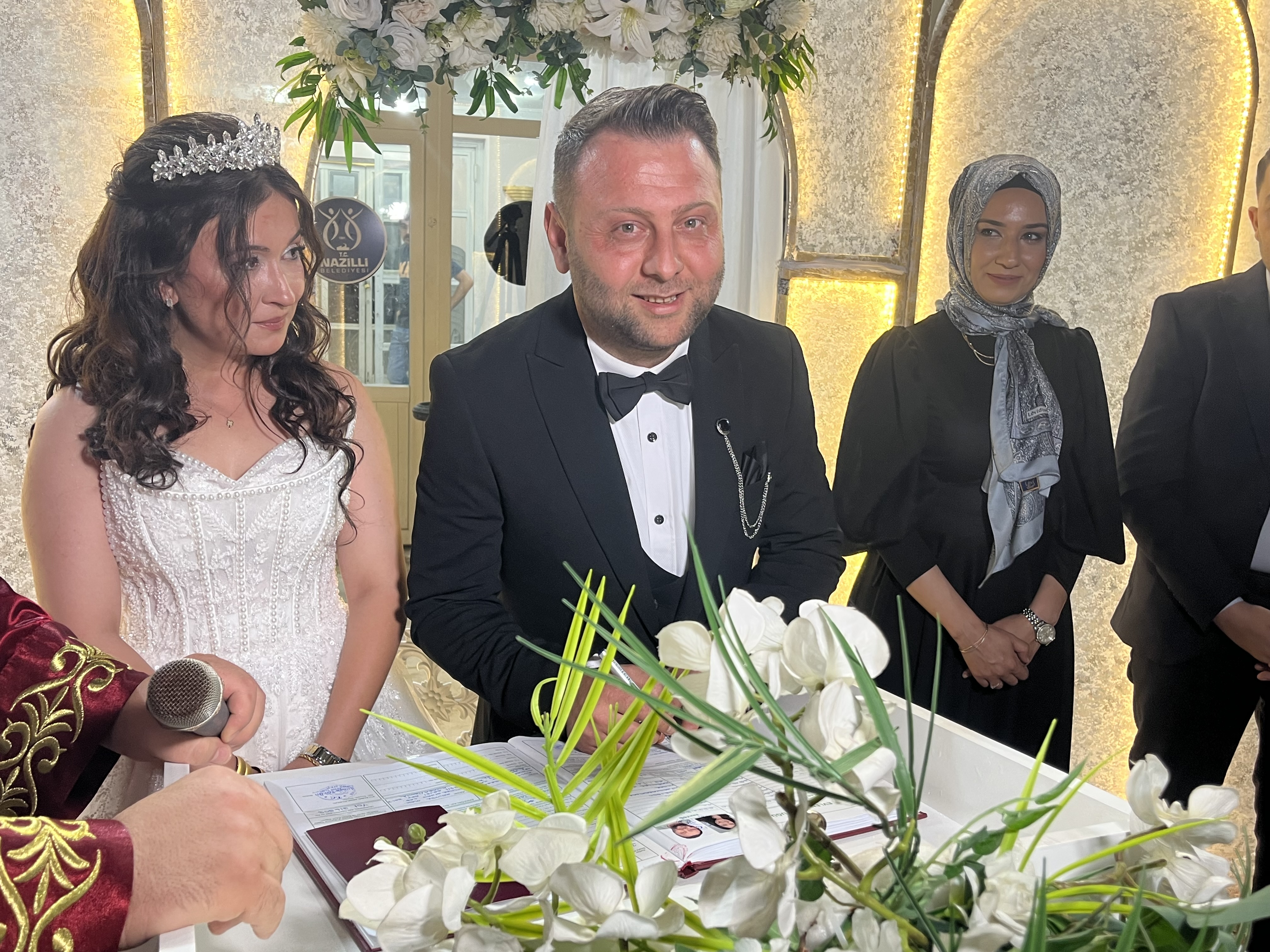 Nazilli’de görkemli düğün: Hasan ve Müge hayatlarını birleştirdi