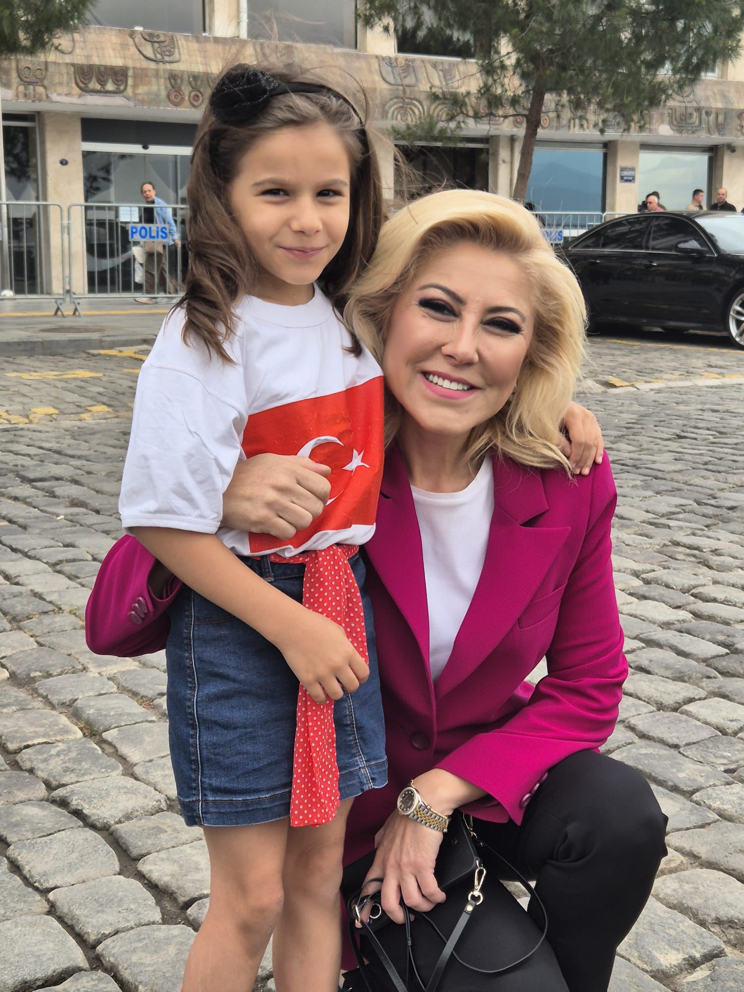 Şebnem Bursalı Aydın’ın projelerine desteğe hazır