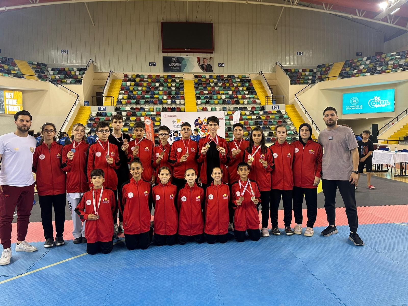 Taekwondoda Aydinda Madalya Yagmuru 8 Madalya Ile Finallerdeyiz 577821 842C3A24A0B7F2116Bf8Aed0A28B7902