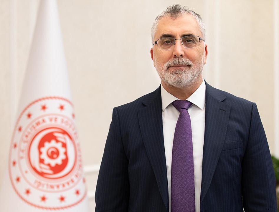 Bakan Işıkhan'dan maaşlara zam müjdesi! Bayramdan sonraya işaret edip tarih verdi