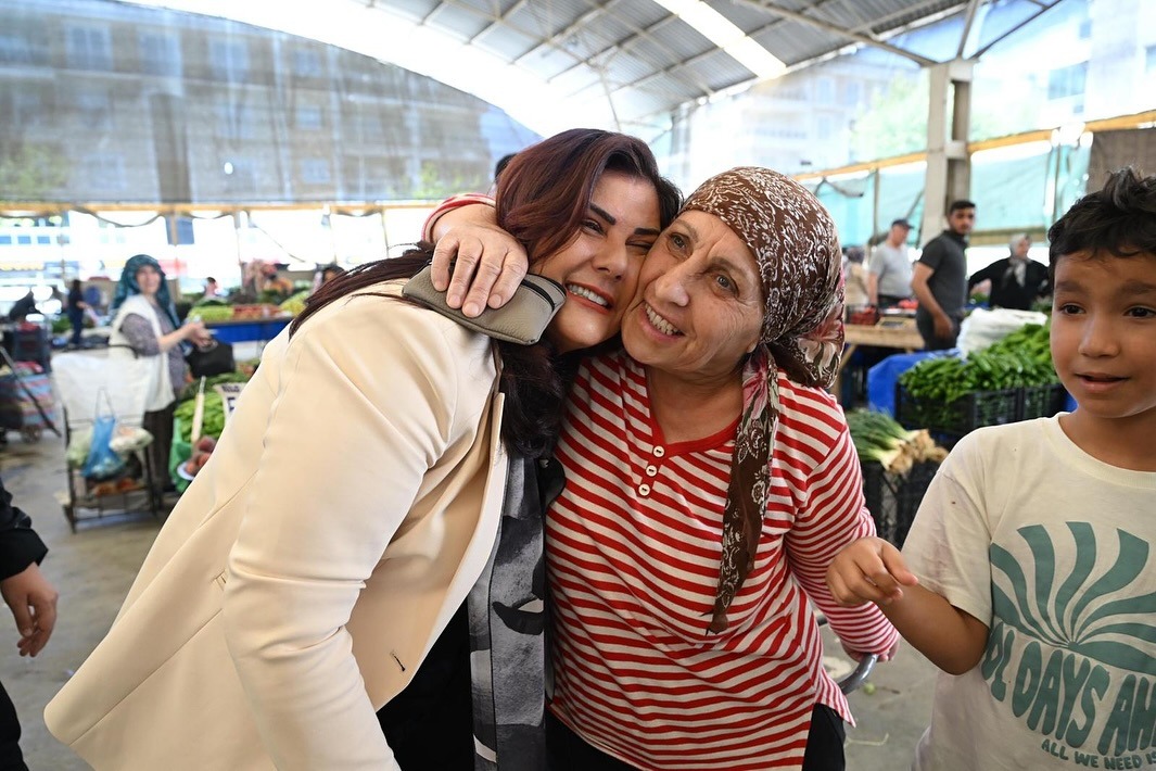 Çerçioğlu esnaf ve vatandaşla buluştu 