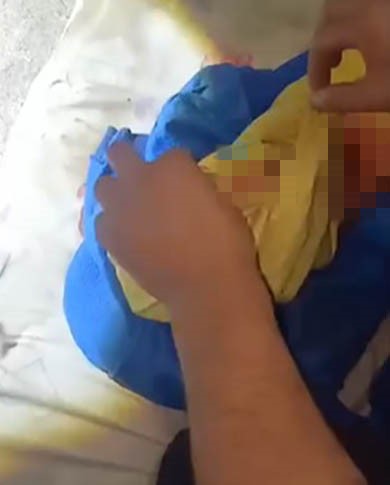 20 yaşındaki kız hamile kalıp ailesinden gizledi! Banyoda doğurduğu bebeği ölüme terk edip tutuklandı