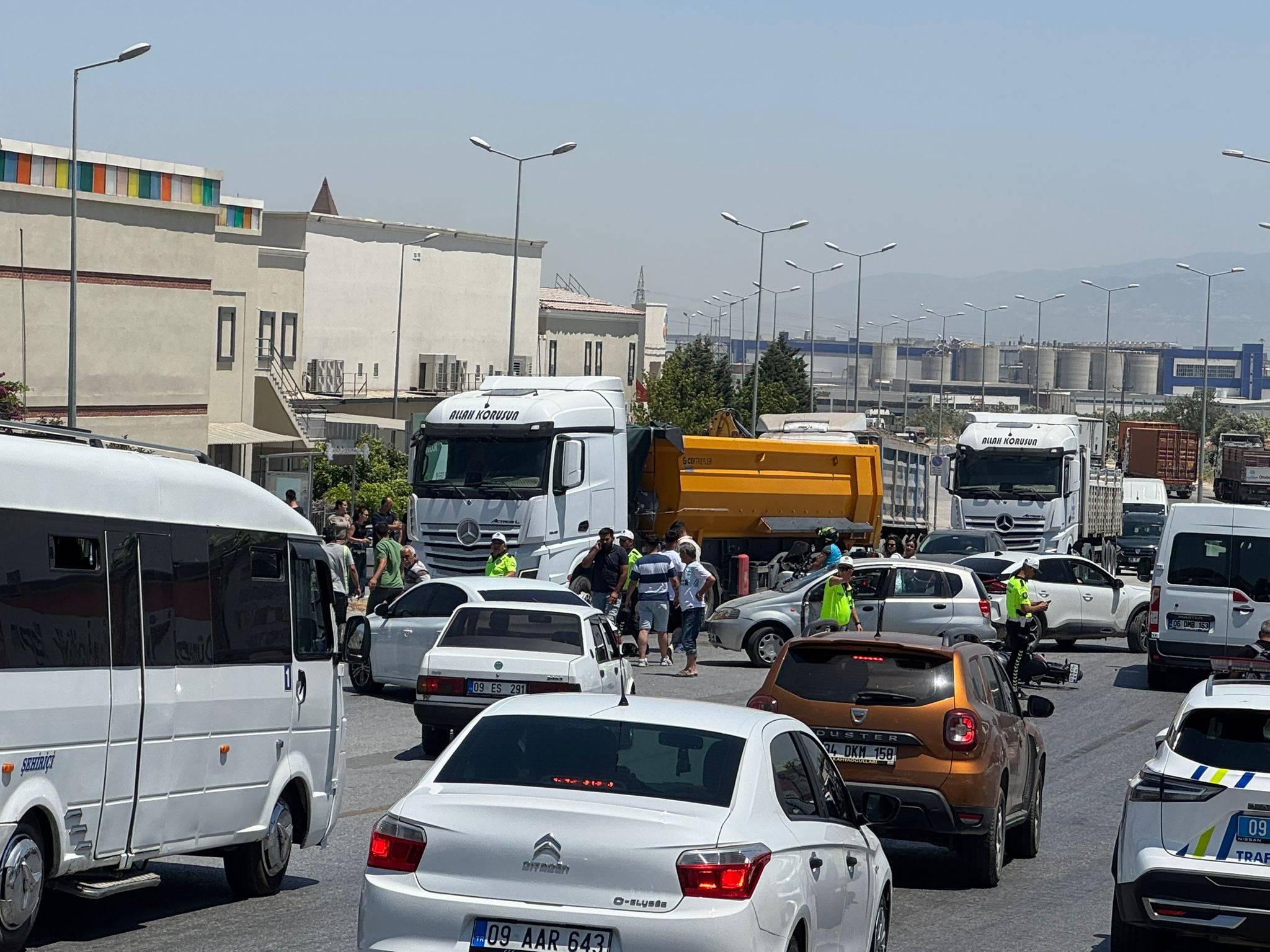 Söke’de otomobil ile motosiklet çarpıştı: 1 yaralı