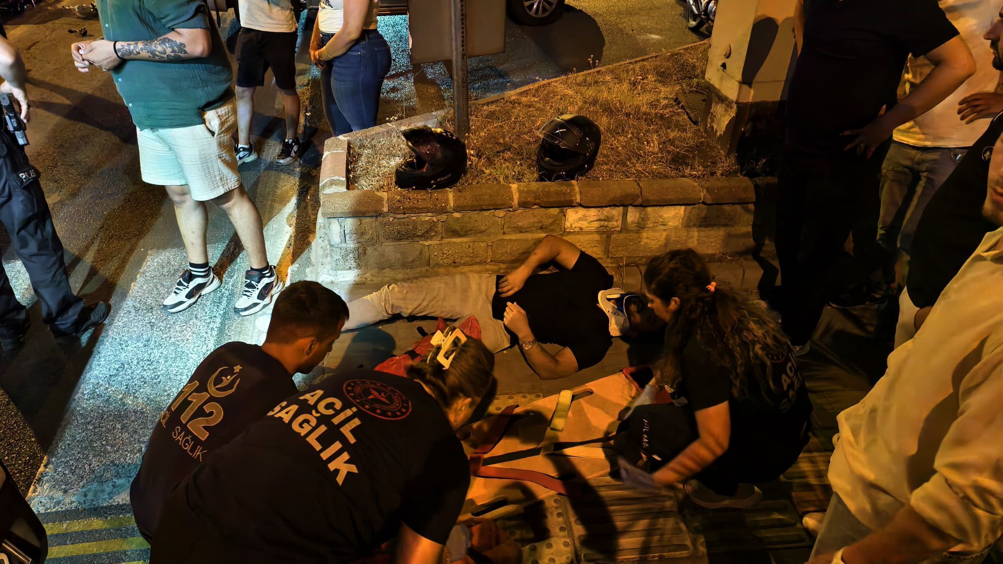 Nazilli’de motosiklet minibüse çarptı: Sürücü yaralı