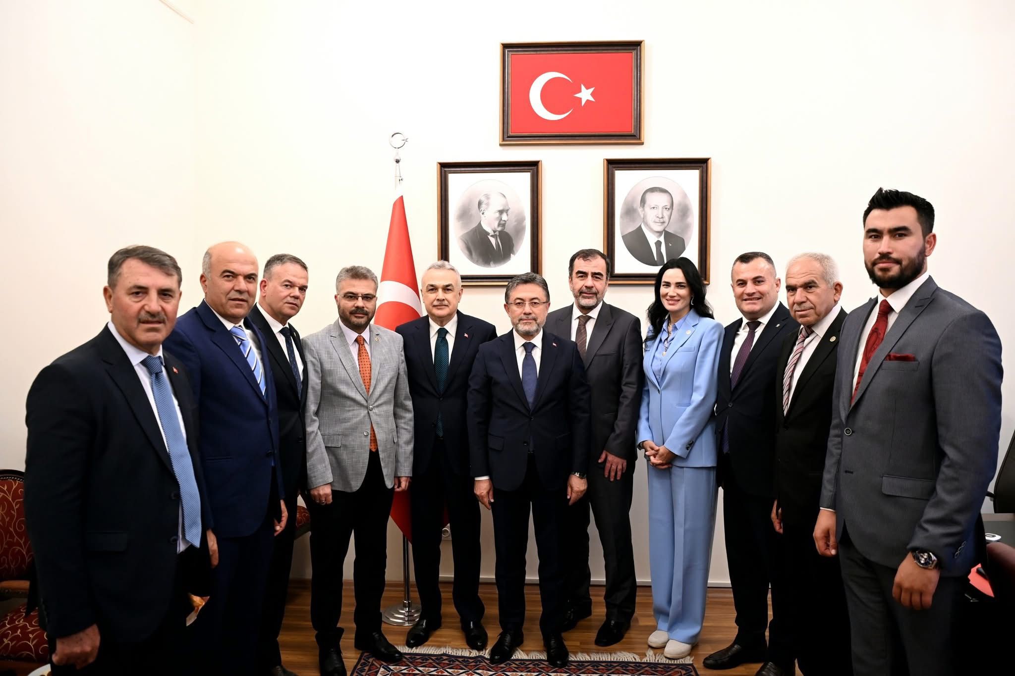 AK Parti Aydın’dan Bakan Yumaklı’ya ziyaret