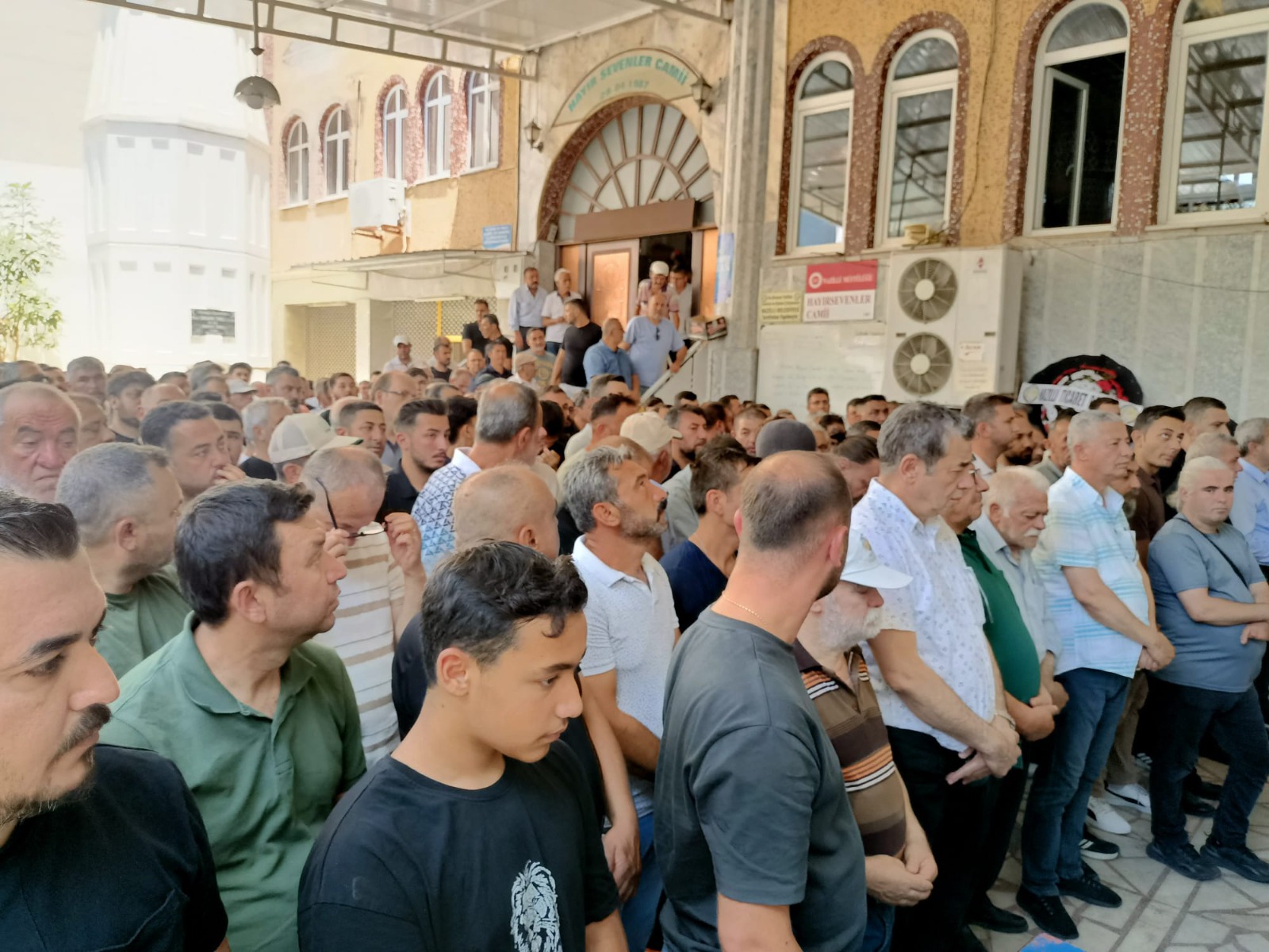 Nazillili iş insanı son yolculuğuna uğurlandı