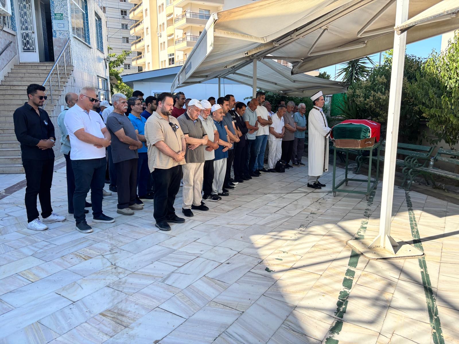 Türkçü kalem Hayrani İlgar ebediyete uğurlandı