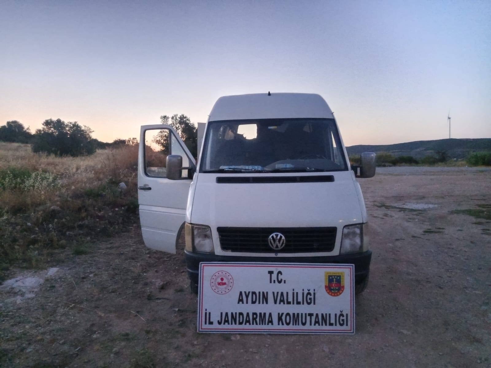 Aydinda 31 Duzensiz Gocmen Yakalandi 583376 C6B4B1Be3Cb6Daf15B11B787Acfd5D32