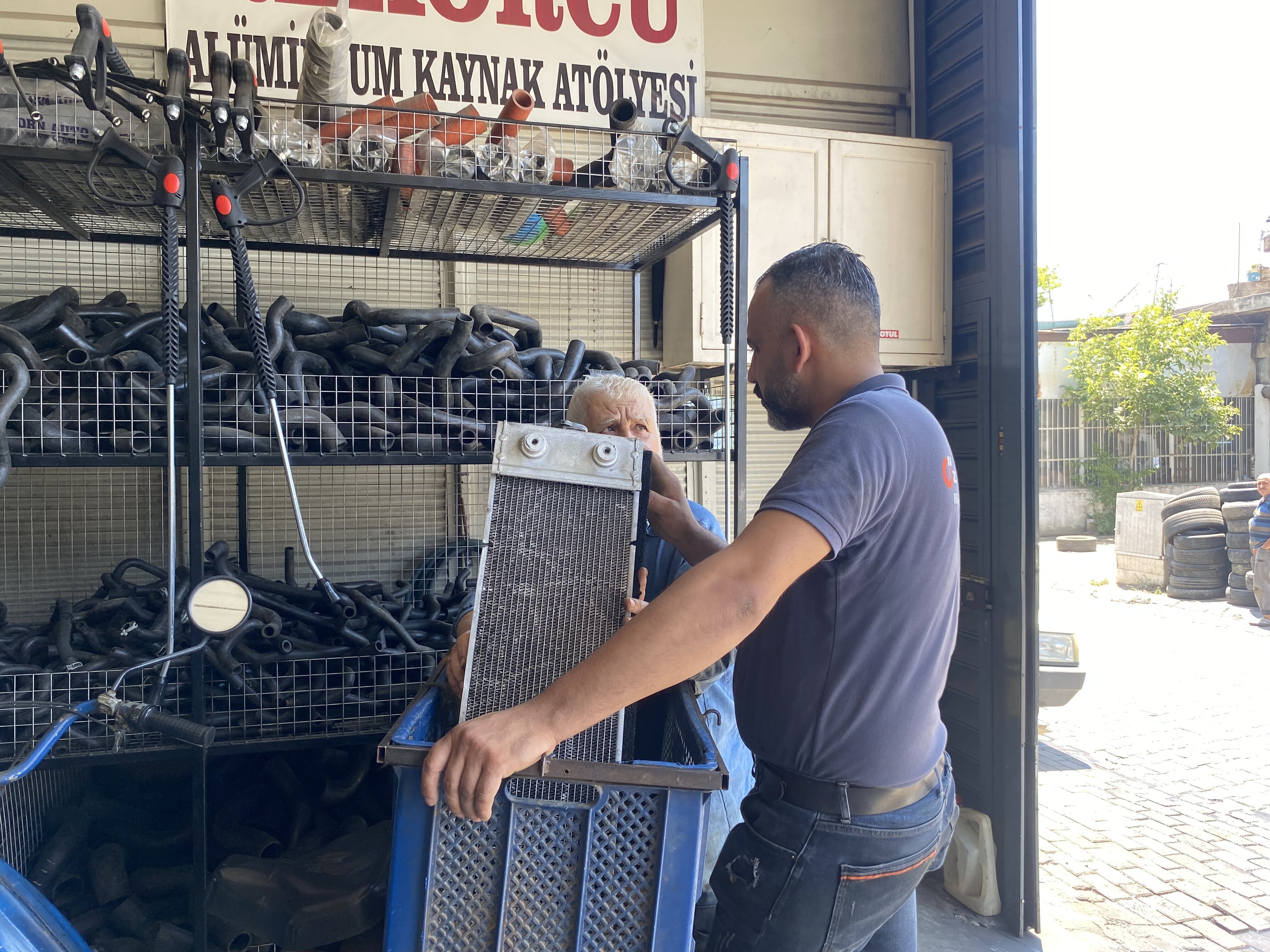 Aydın’da çıraklığını yaptığı dükkanın sahibi oldu