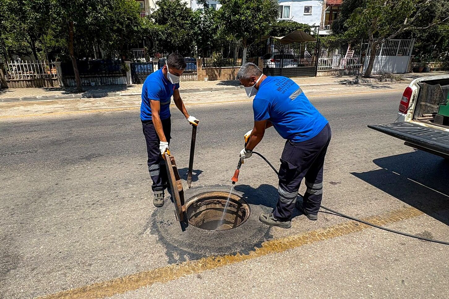 Baskan Yetiskin Halk Sagligini Koruyan Calismalarini Surduruyor Dip Bucak Ilaclama Yapiliyor 585228 D002F84Bae170623Ad033E90Cd045615