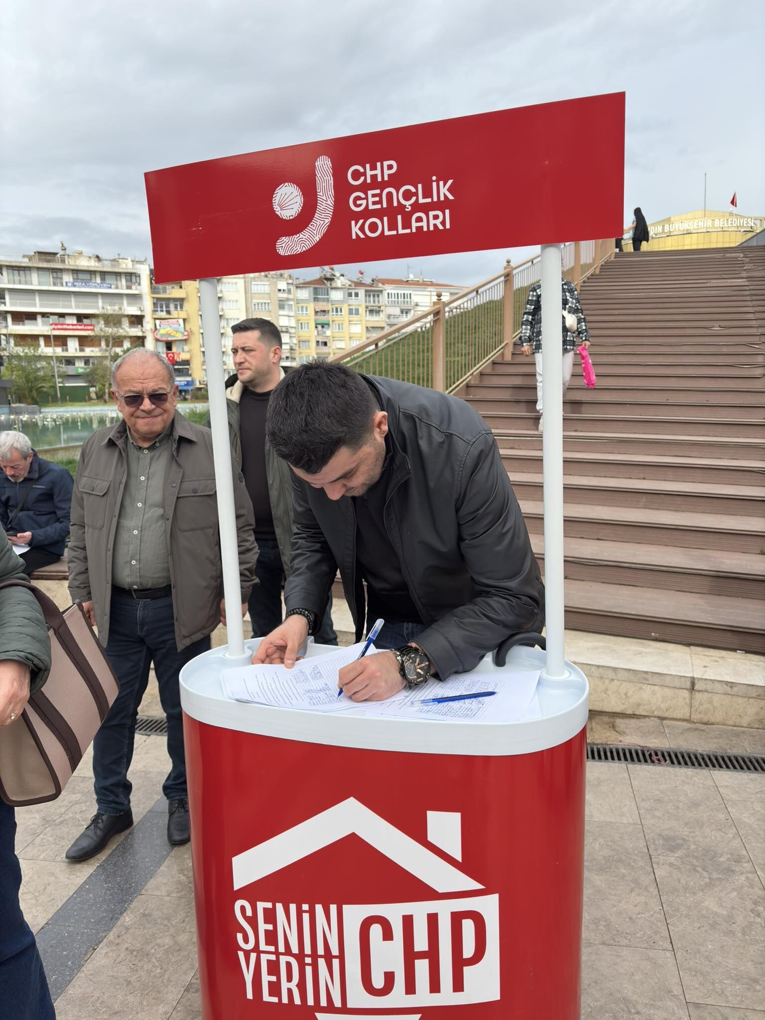 CHP Aydın’da kapıları sonuna kadar açtı