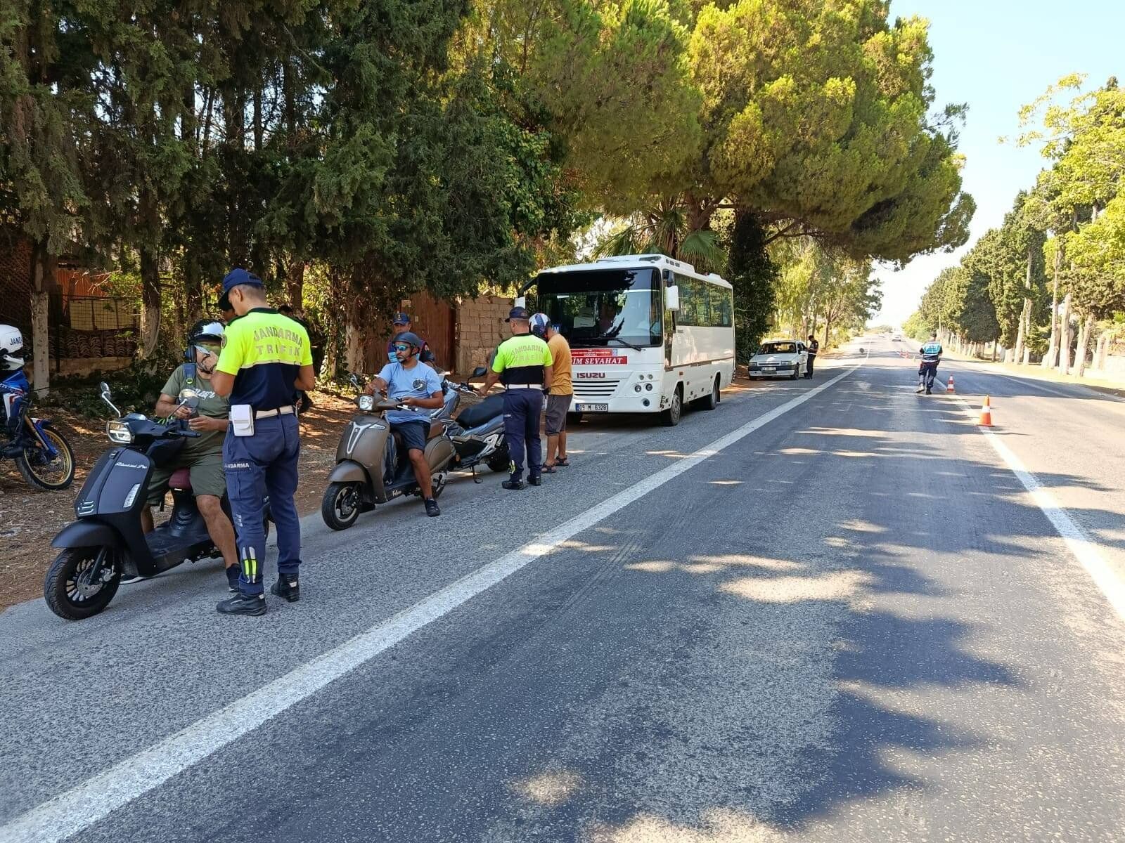 Didim'de festival öncesi jandarmadan huzur denetimi