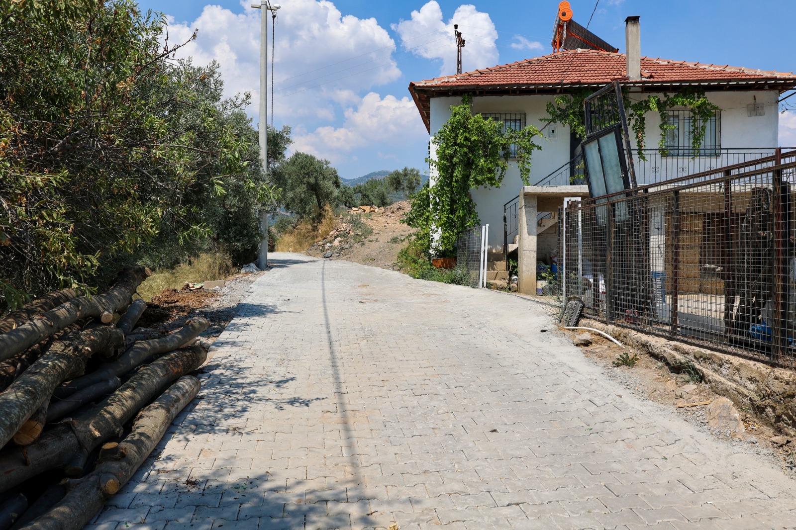 Efelerde Tum Mahallelerde Sorunlar Tek Tek Cozuluyor 584669 23E1Bbedd9F3E4Cc13E3D50D1096Ef23