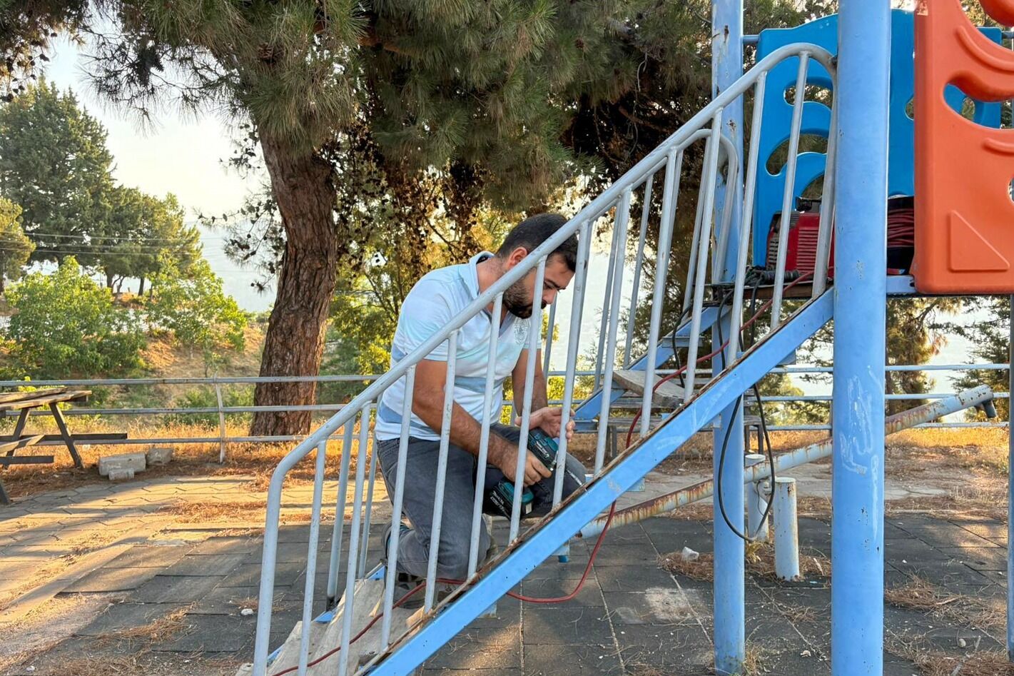 Efelerde Yaz Temizligi Hiz Kesmiyor Vatandaslardan Baskan Yetiskine Tesekkur 586767 54Aa20A13A0F70089270F5Bbaac01B2A