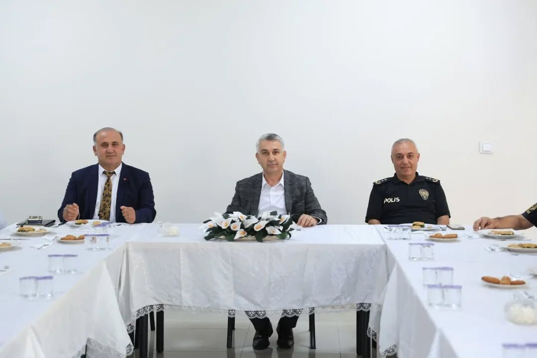 İncirliova'da Halk Eğitim toplantısı yapıldı
