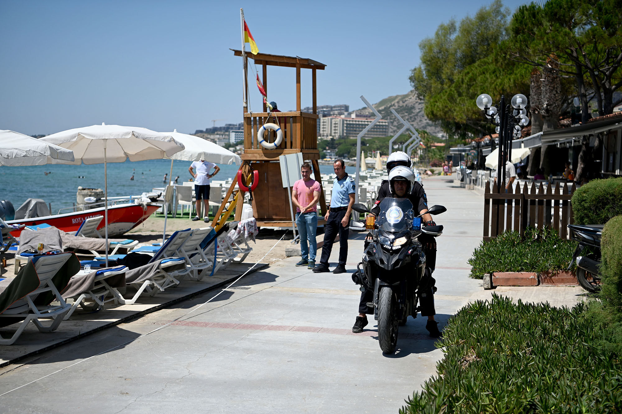 Kusadasi Plajlarinda Kiyi Kanunu Denetimi 582216 44D6Bbea49F8D8B045054360Ac435Cbe