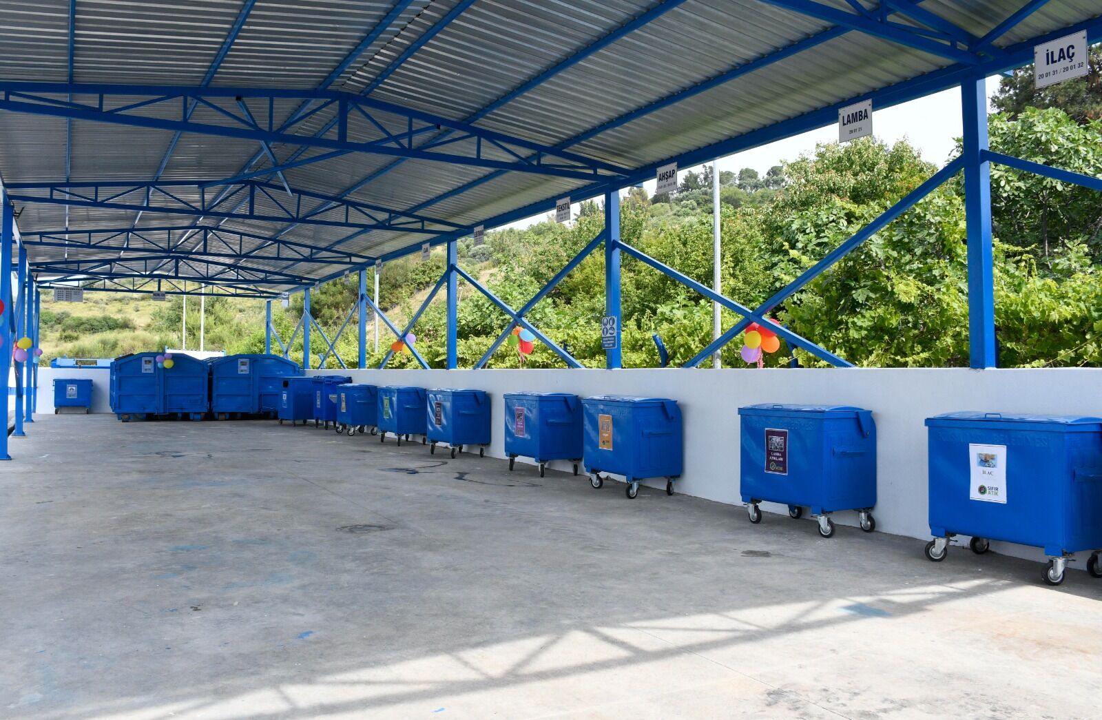 Kusadasinda Temizlik Seferberligi 586989 D8Ecca62E50F47C6E59B35A8E4D41162