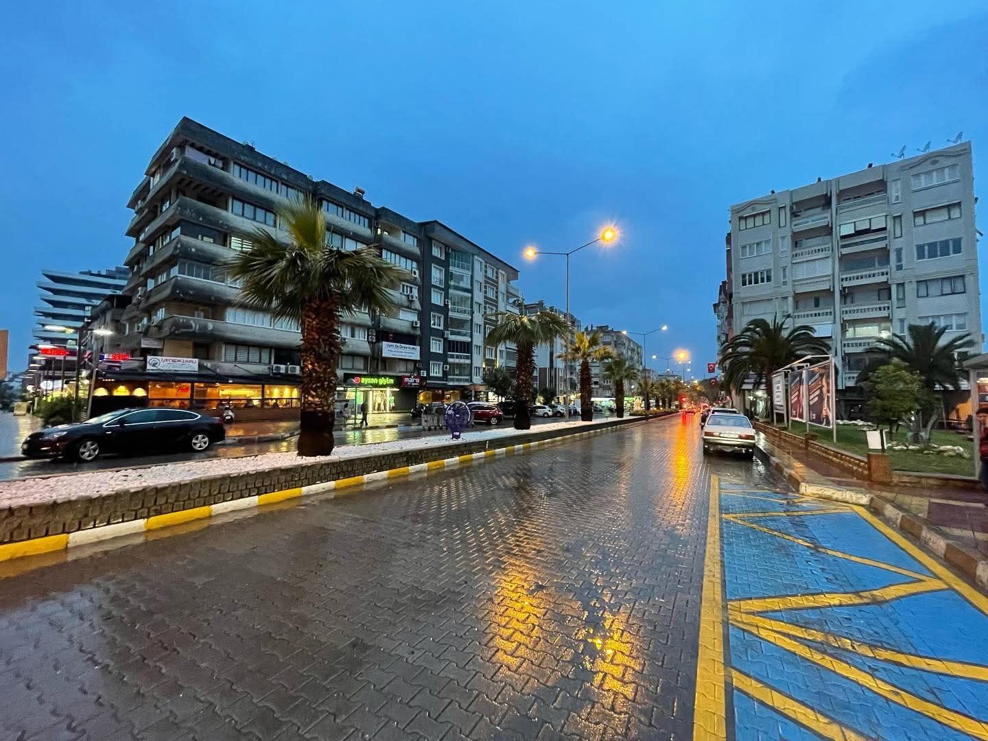 Nazilli dikkat! İlçenin kalbindeki yol kapatıldı