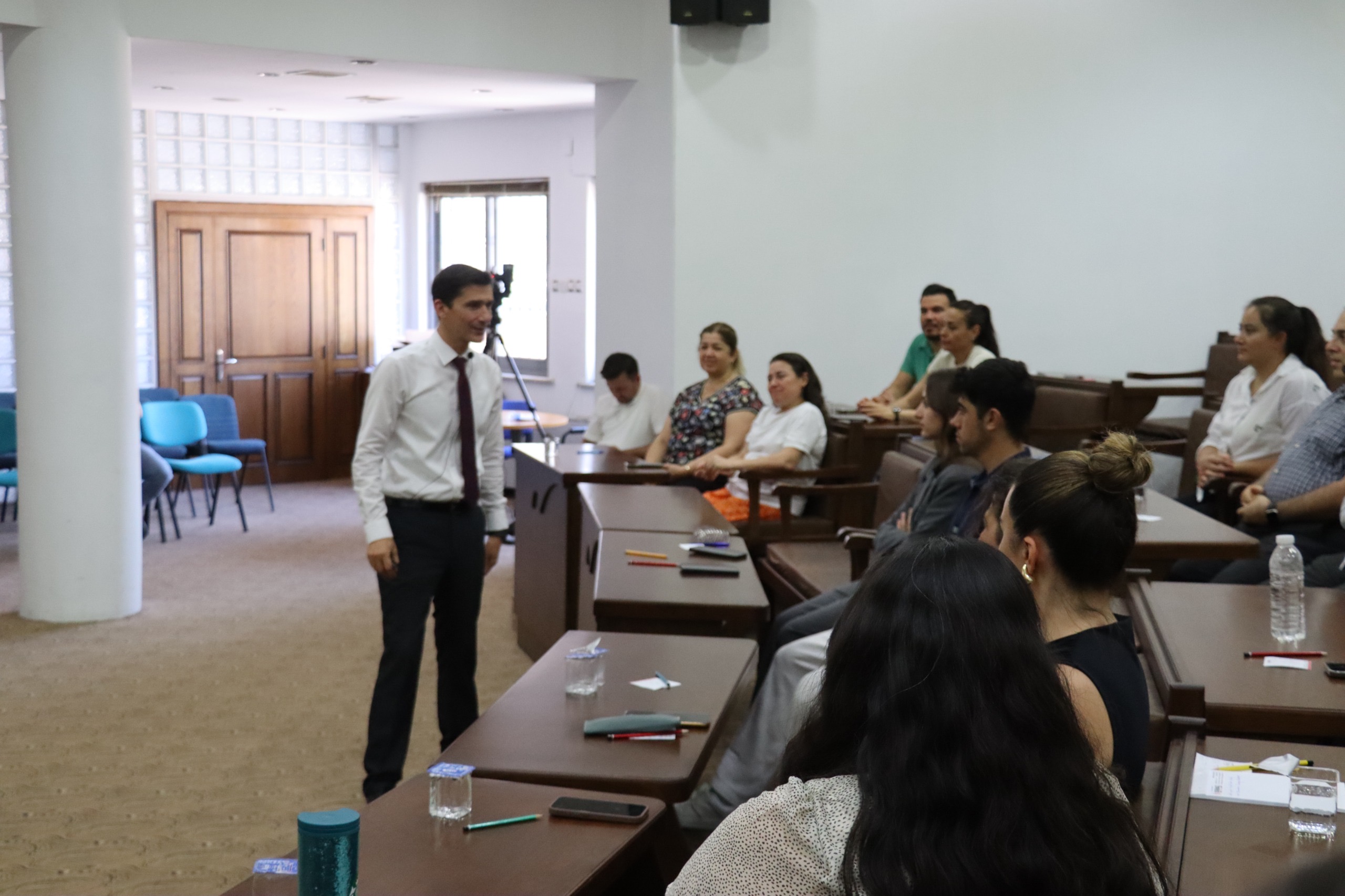 Nazilli’de belediye personeli kişisel gelişim eğitimi aldı 