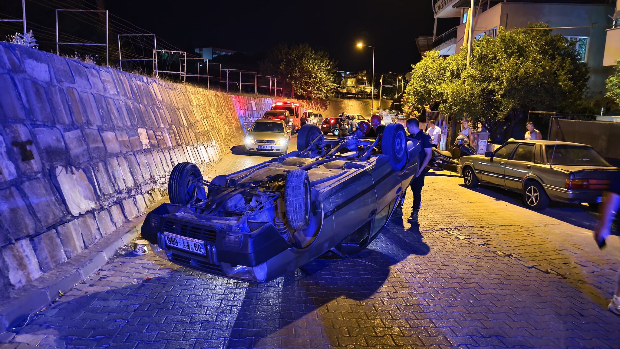 Nazilli’de alkollü sürücü aracıyla takla attı: Aracı düzeltmeye çalıştı!