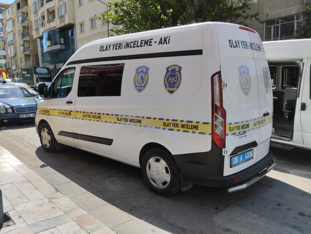 Şehirde peş peşe şoke eden ölümler! Yaşlı adamlar birbiri ardına can verdi