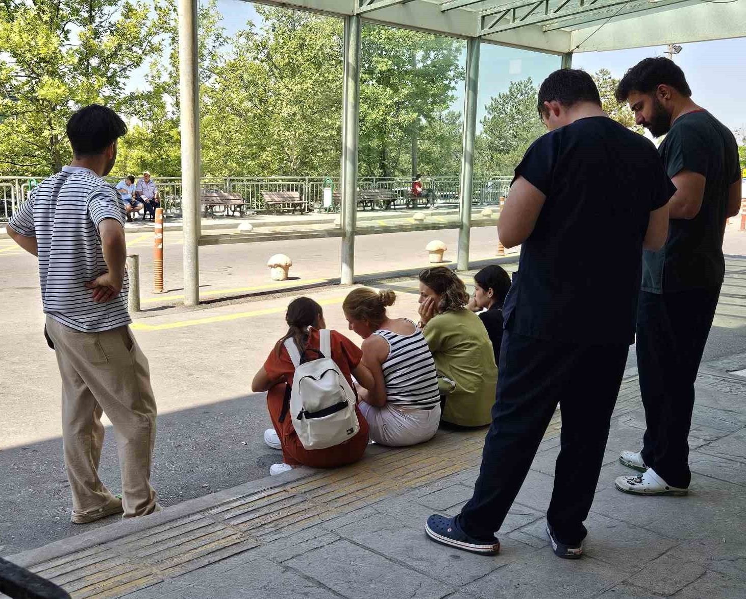 Hastanede korkunç ölüm! Kendi kendine serum takan hemşire can verdi! 