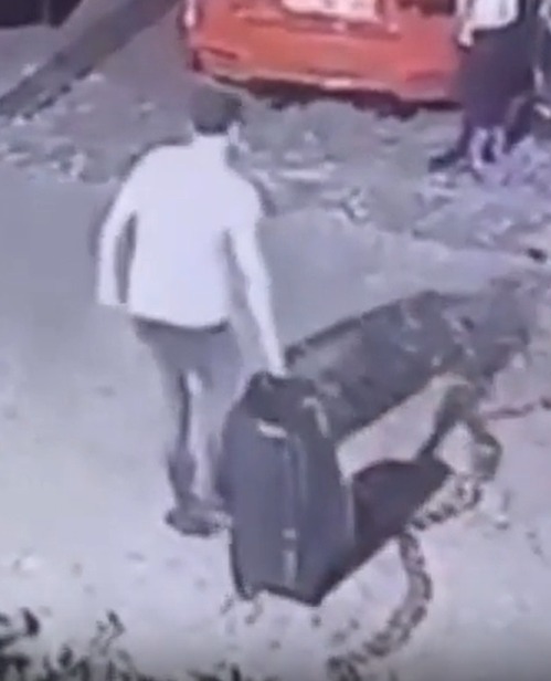 Eski polisten kan donduran vahşet! Genç kızın cesedini parçalayıp valize doldurmuş
