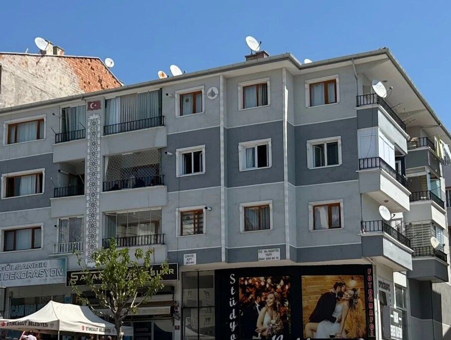 Apartman yöneticisini kalbinden bıçaklayarak öldürdü! Katil komşunun gerekçesi 'pes' dedirtti
