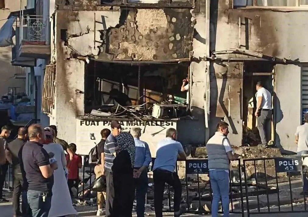 İş yerinde felaket bir anda geldi! İşçi ve patronun ardından ağabey öldü