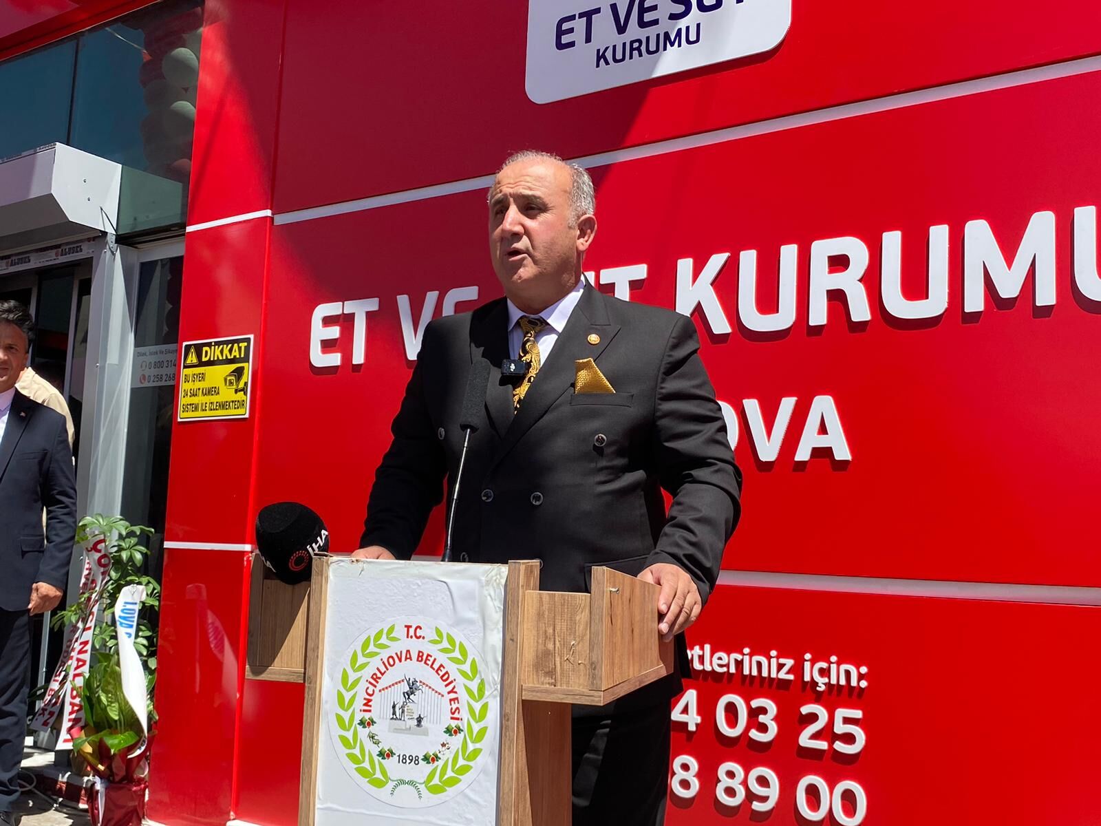 İncirliova’da Et ve Süt Kurumu mağazası açıldı