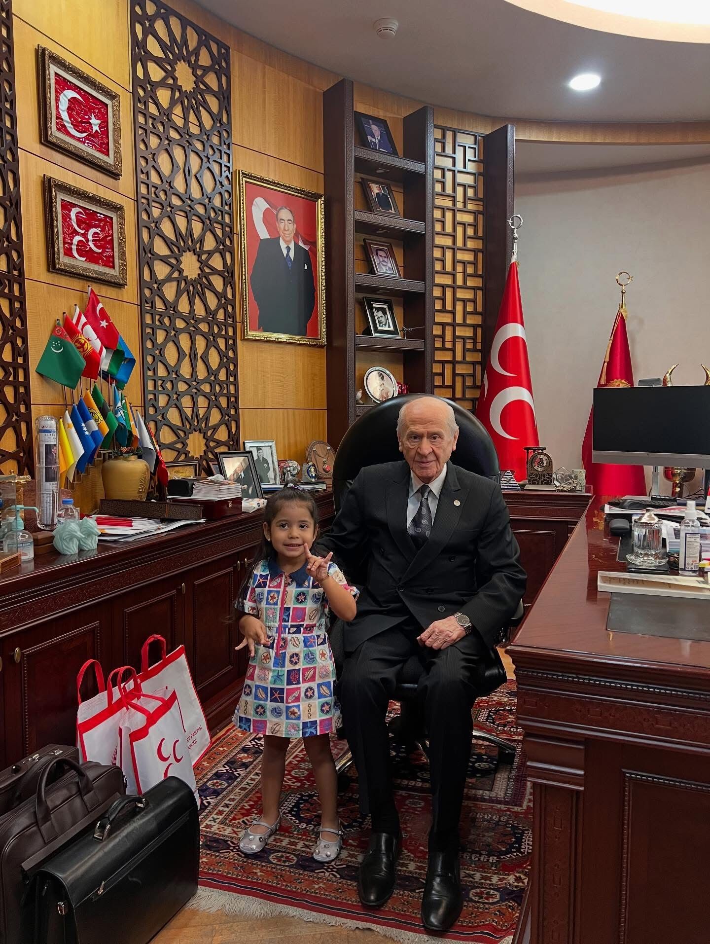 Bahçeli, Pehlivan ailesini ağırladı