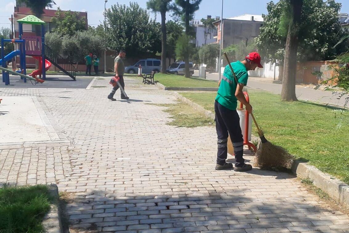 Baskan Yetiskin Calisiyor Efelerin Yesil Alanlarinda Konfor Ve Hijyen Artiyor 588714 7B850De5281C6Dc83D9Dd45E7B07Da7E