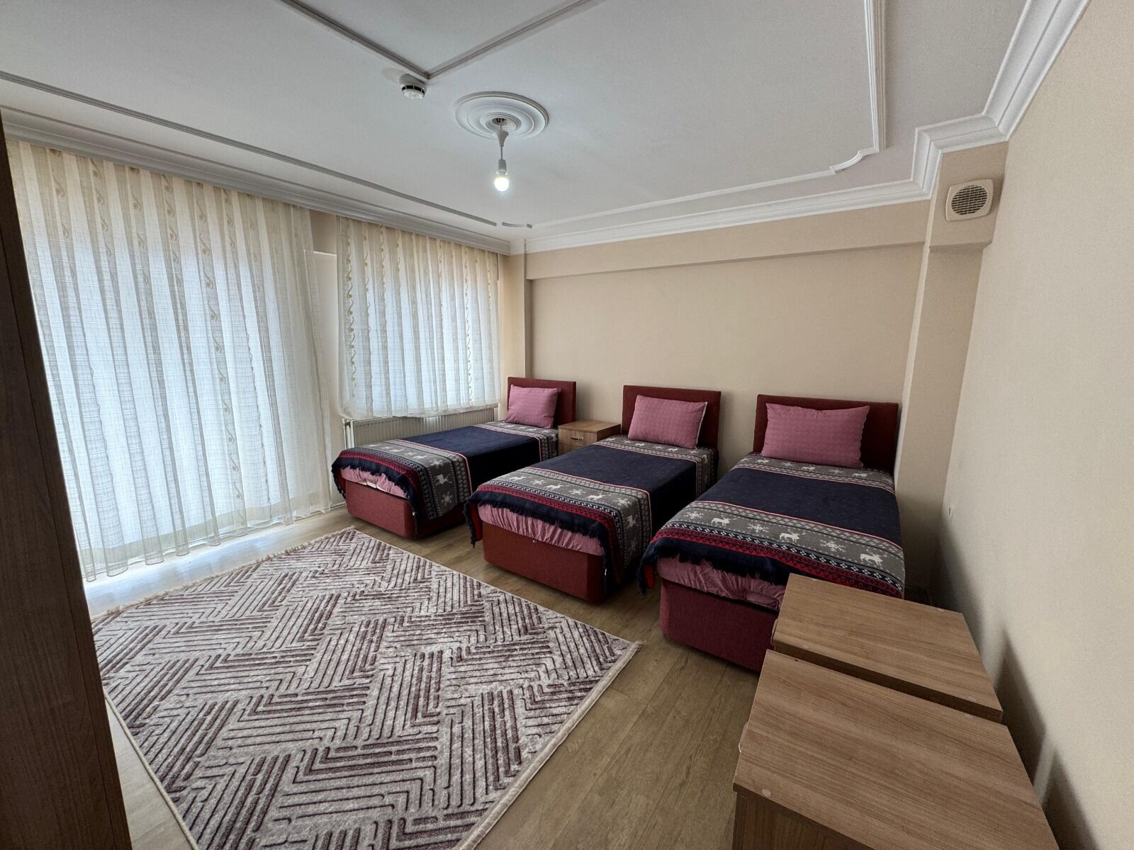 Baskan Yetiskinden Kadinlara Guvenli Ve Uygun Fiyatli Konaklama Turkan Saylan Misafirhanesi Konuklarini Agirlamaya Devam Ediyor 594888 0646A553Dc3A78808E7F9Cdd4D1E81D1