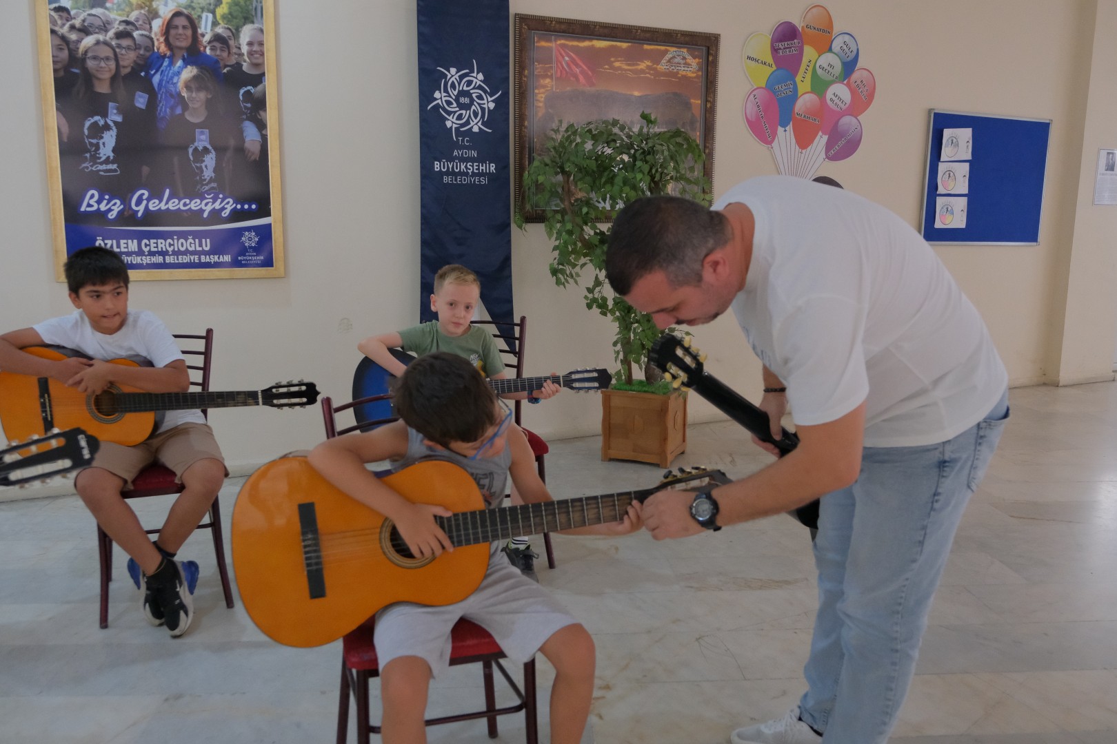 Cercioglundan Gelecegin Muzisyenlerine Destek Aydinli Cocuklar Yaz Tatilini Muzikle Geciriyor 587925 0429221F5D58E9E95Ec05124384B9858