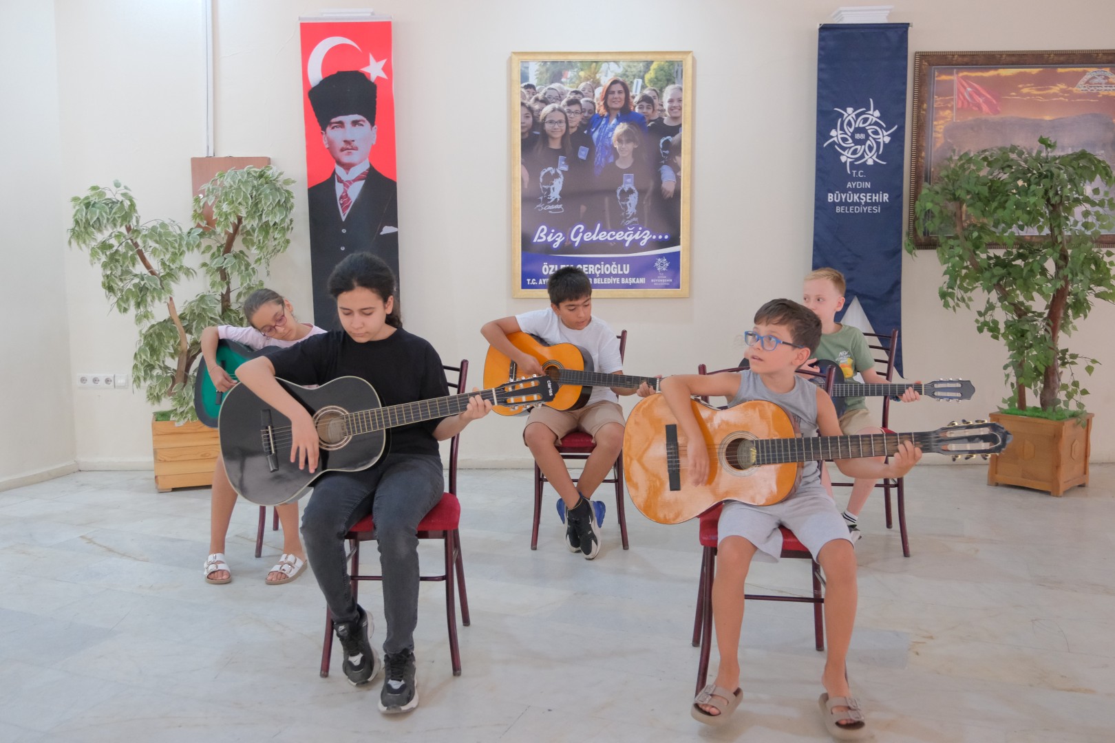 Cercioglundan Gelecegin Muzisyenlerine Destek Aydinli Cocuklar Yaz Tatilini Muzikle Geciriyor 587925 B76520Aab49922B874C2A98Cec8Cb009