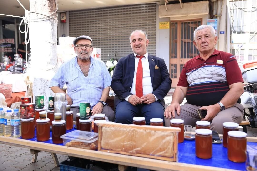 Incirliova Belediye Baskani Aytekin Kayadan Pazar Ziyareti Pazar Esnafiyla Bir Araya Geldi 595024 E5Aaa37C8B3Bcd9897B9Be94932Fa519